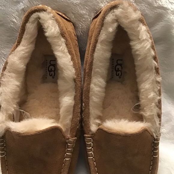 NWOT UGG Women’s Ansley Moccasin Indoor/Outdoor Slippers. Size 5  EU 36 - Picture 7 of 13